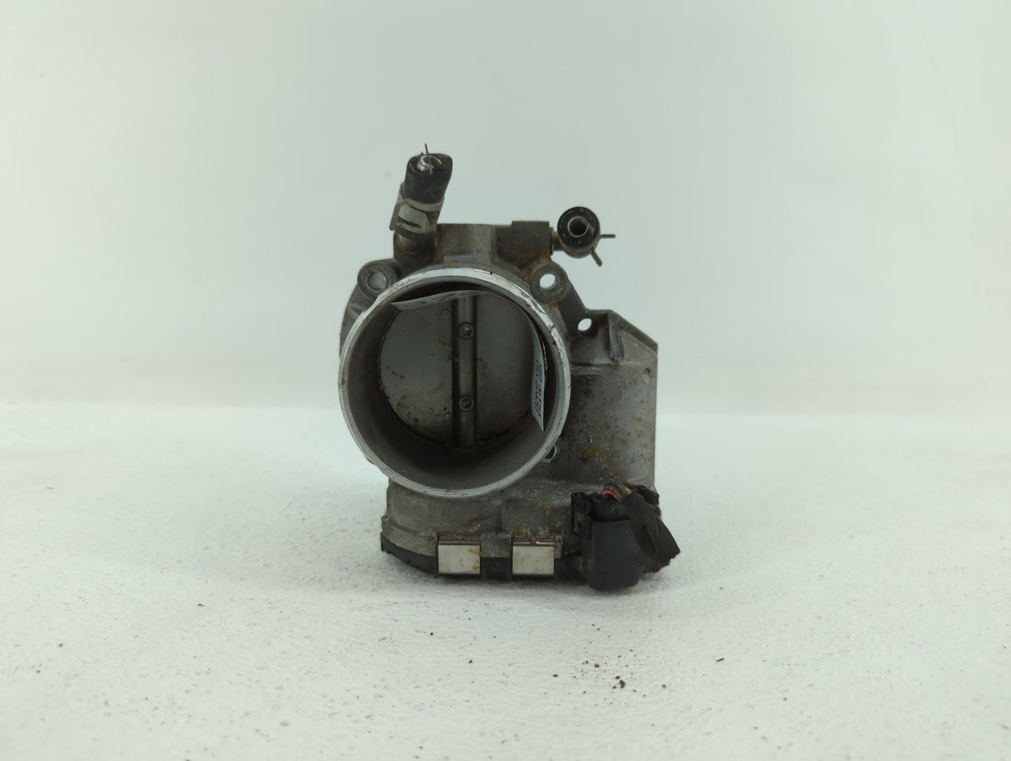 2011-2014 Hyundai Sonata Throttle Body P/N:35100-2G700 Fits Fits 2011 2012 2013 2014 2015 2016 OEM Used Auto Parts - Oemused