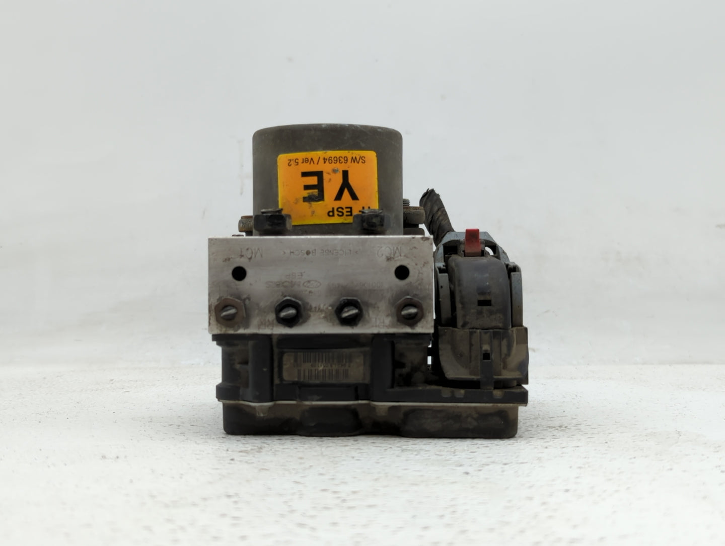 2011-2013 Hyundai Sonata ABS Pump Control Module Replacement P/N:58920-3S400 58920-30500 Fits Fits 2011 2012 2013 OEM Used A