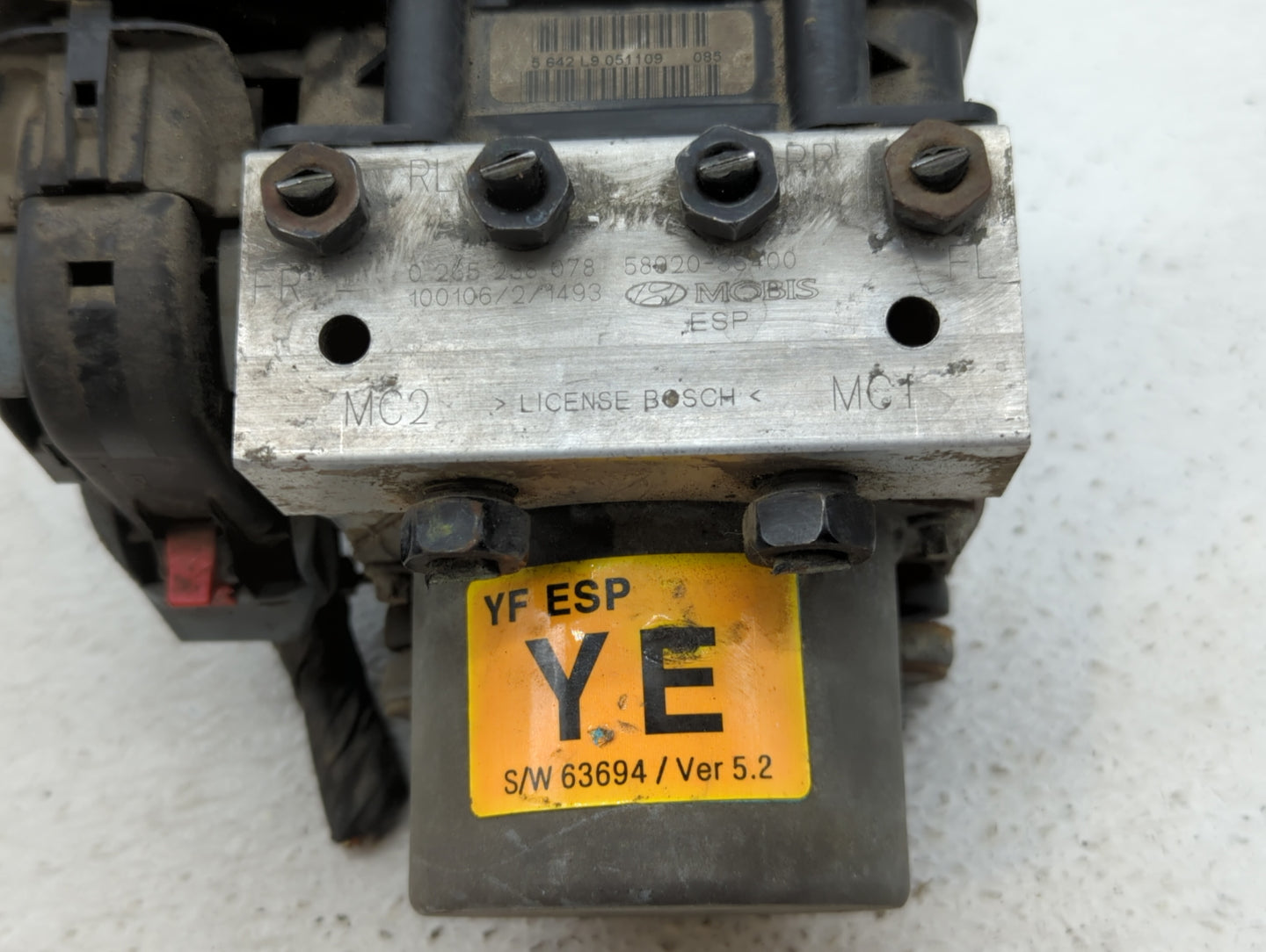 2011-2013 Hyundai Sonata ABS Pump Control Module Replacement P/N:58920-3S400 58920-30500 Fits Fits 2011 2012 2013 OEM Used A