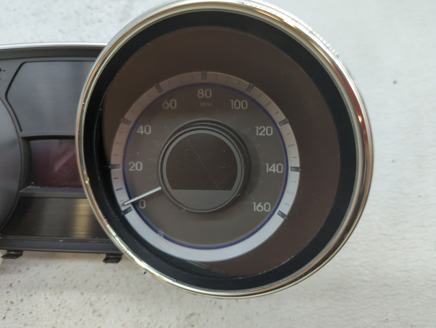 2011-2014 Hyundai Sonata Instrument Cluster Speedometer Gauges P/N:94001-3Q014 94001-3Q010 Fits Fits 2011 2012 2013 2014 OEM