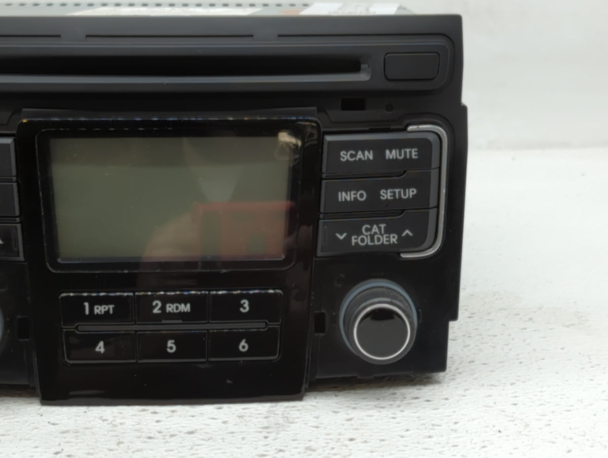 2011-2011 Hyundai Sonata Am Fm Cd Player Radio Receiver 380637 - Oemusedautoparts1.com