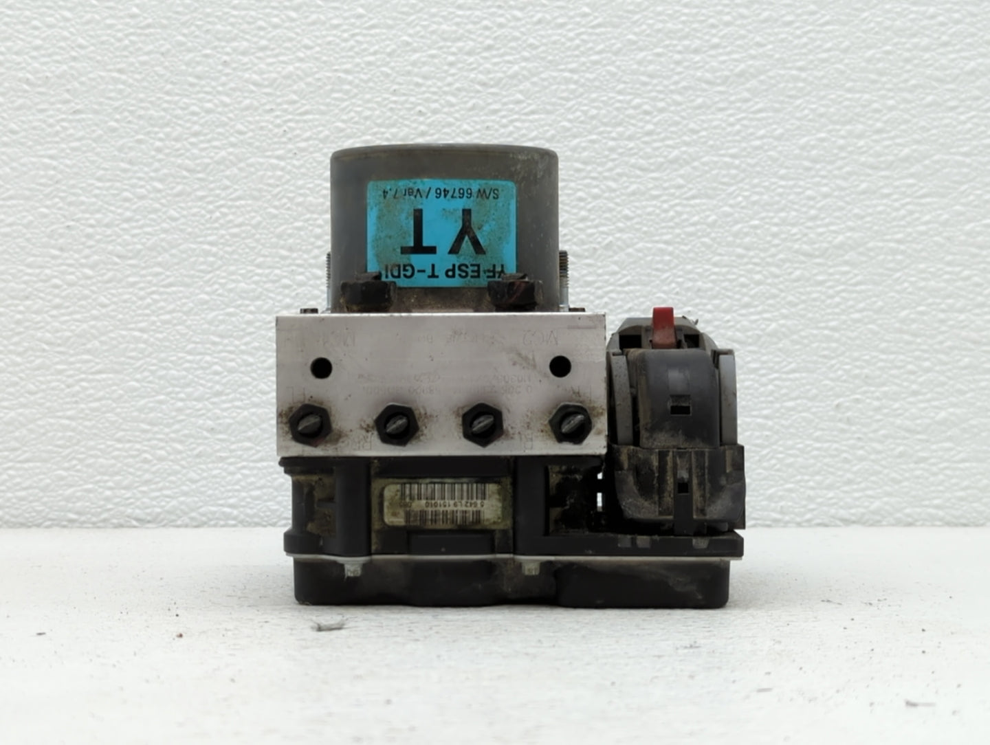 2011-2013 Hyundai Sonata ABS Pump Control Module Replacement P/N:58920-3Q400 58920-3Q500 Fits Fits 2011 2012 2013 OEM Used A
