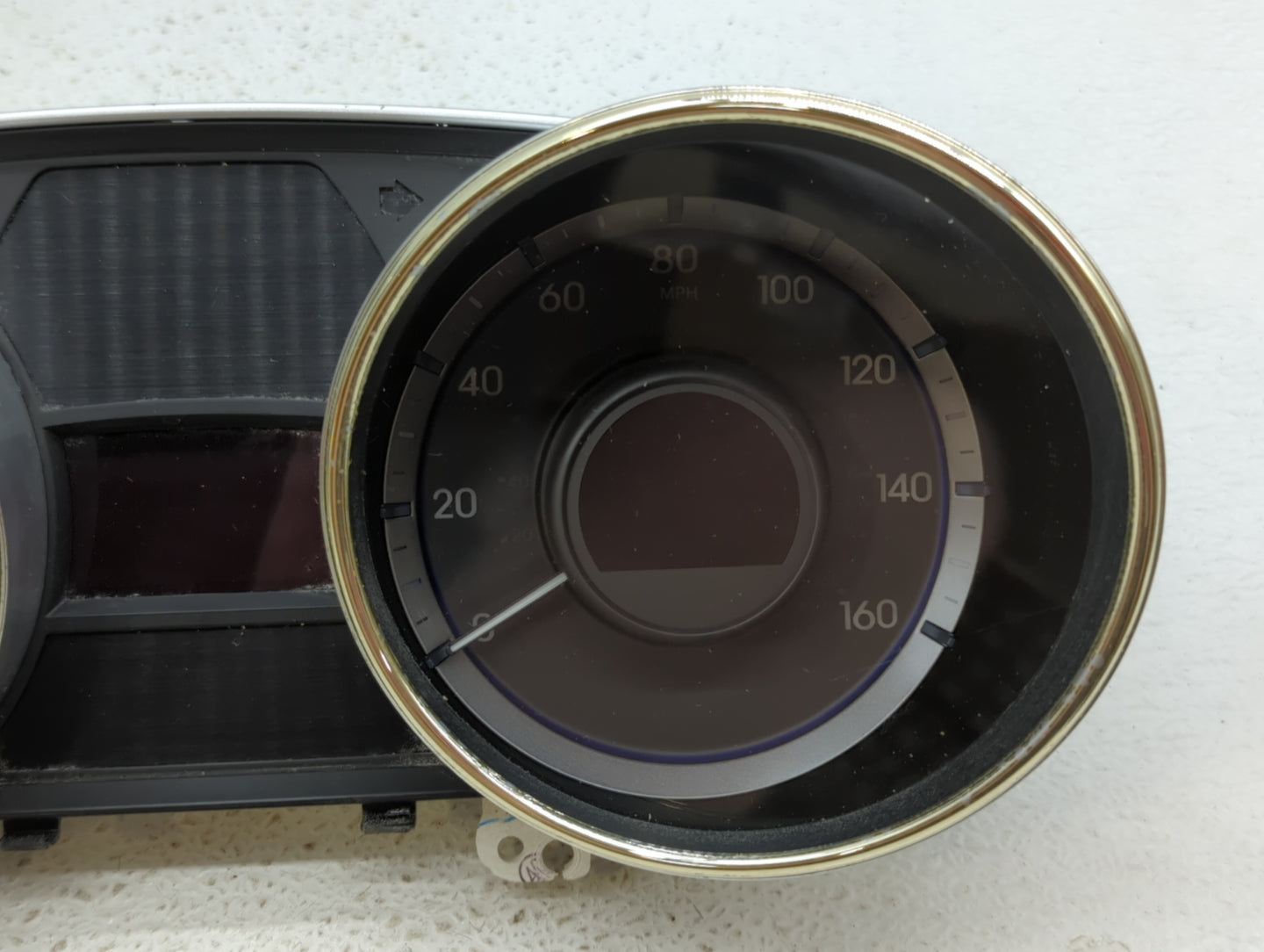 2011-2013 Hyundai Sonata Instrument Cluster Speedometer Gauges P/N:94001-3Q000 94001-3Q001 Fits Fits 2011 2012 2013 OEM Used