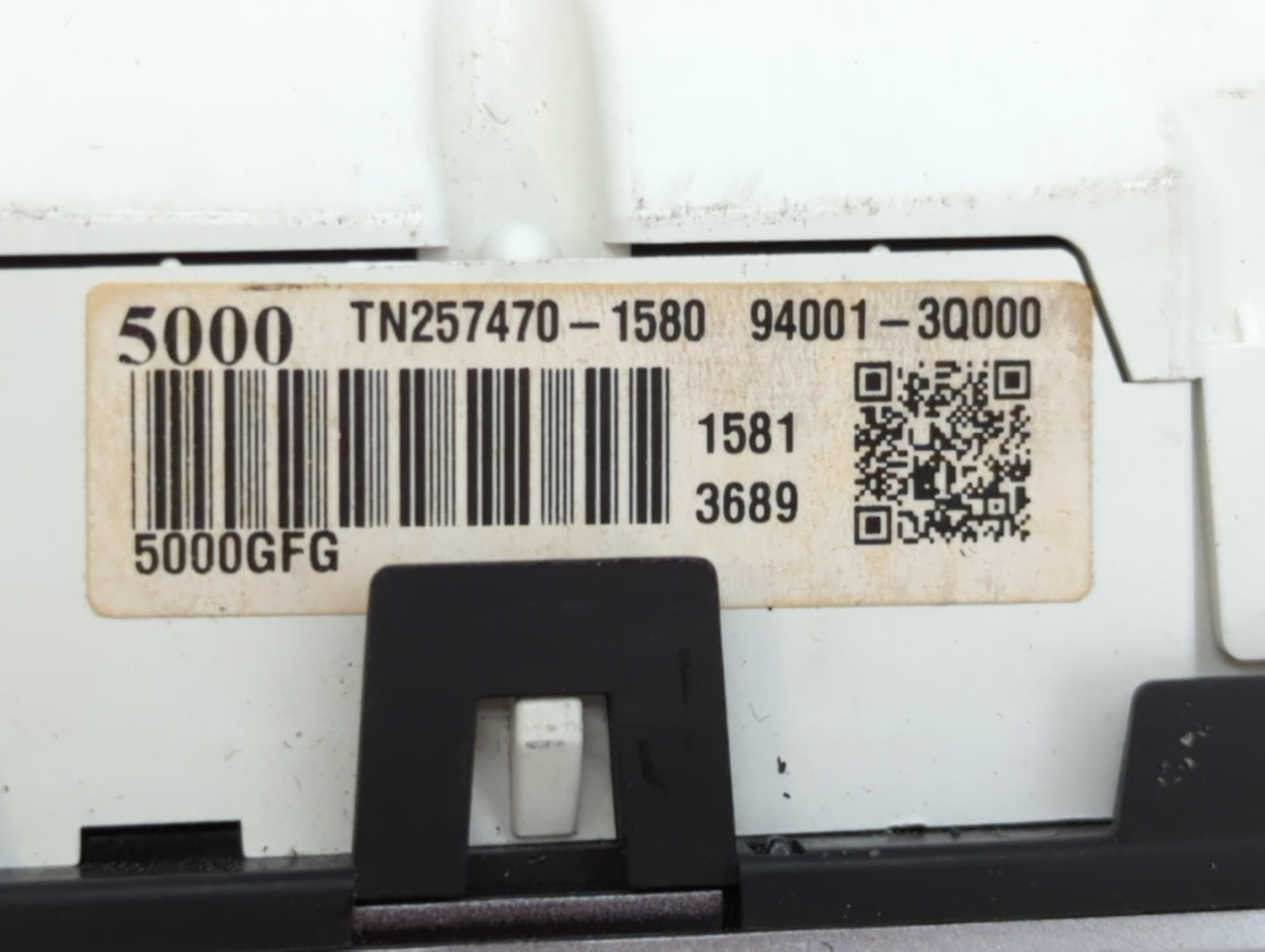 2011-2013 Hyundai Sonata Instrument Cluster Speedometer Gauges P/N:94001-3Q000 94001-3Q001 Fits Fits 2011 2012 2013 OEM Used