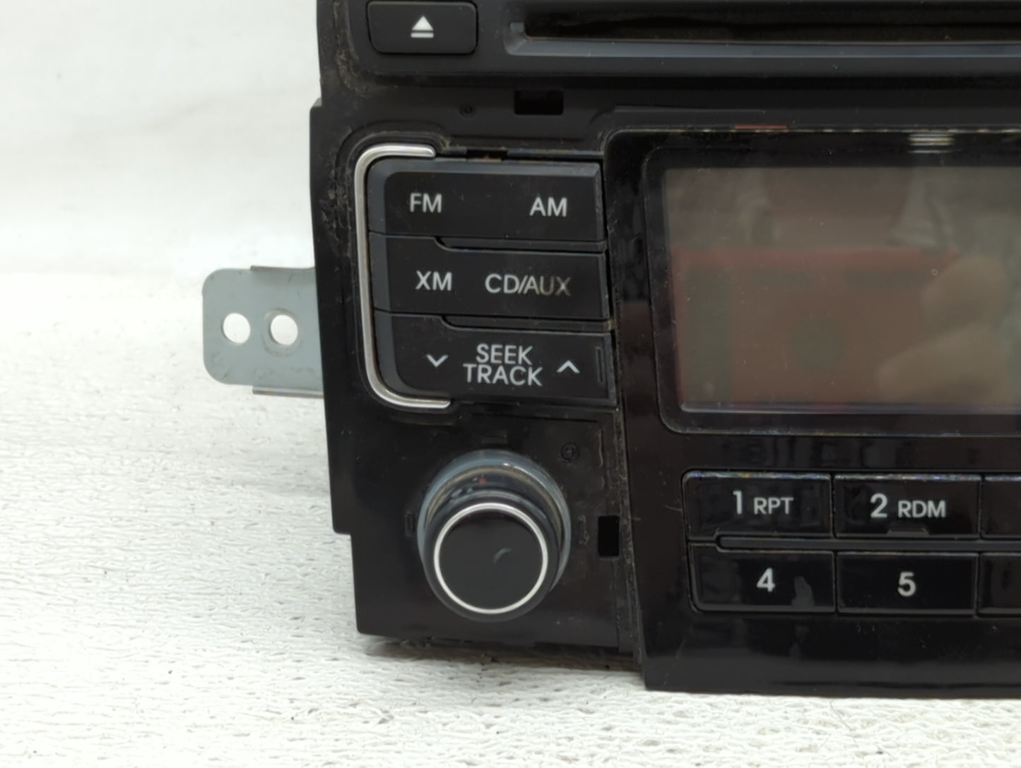 2011 Hyundai Sonata Radio AM FM Cd Player Receiver Replacement P/N:96180-3Q000 96180-3Q0014X, 961803Q000, 961803Q001 Fits OE