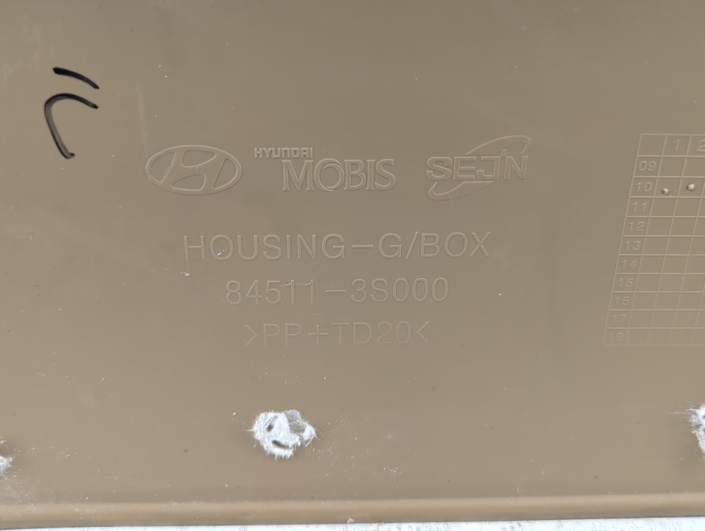 2011 Hyundai Sonata Overhead Roof Console Interior Dome Light Beige - Oemusedautoparts1.com