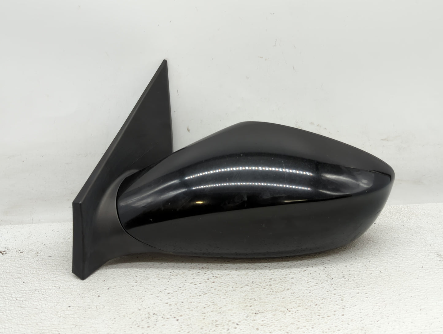 2011-2014 Hyundai Sonata Driver Side View Mirror - Left Door Mirror OEM Used - Oemusedautoparts1.com