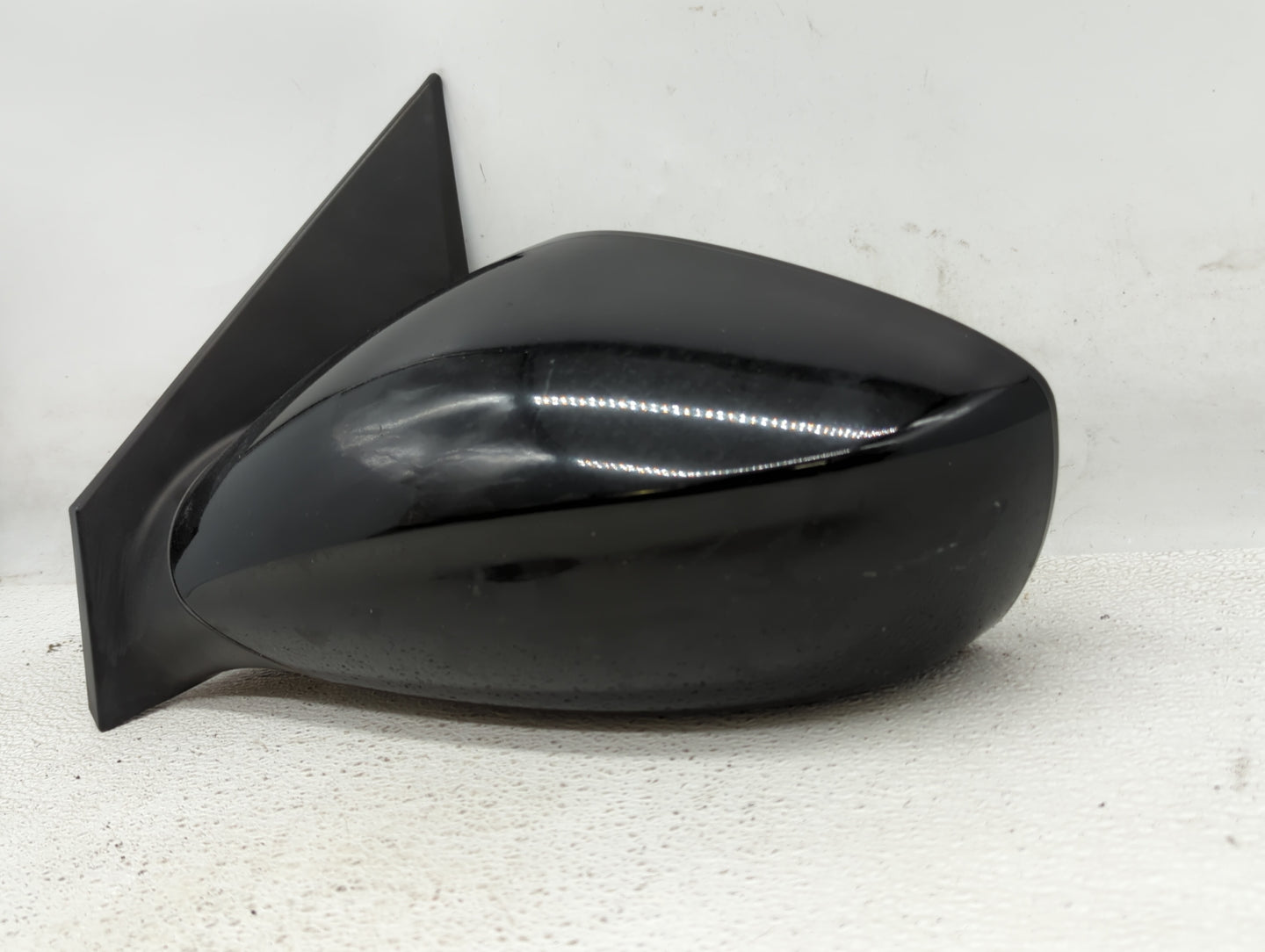 2011-2014 Hyundai Sonata Driver Side View Mirror - Left Door Mirror OEM Used - Oemusedautoparts1.com