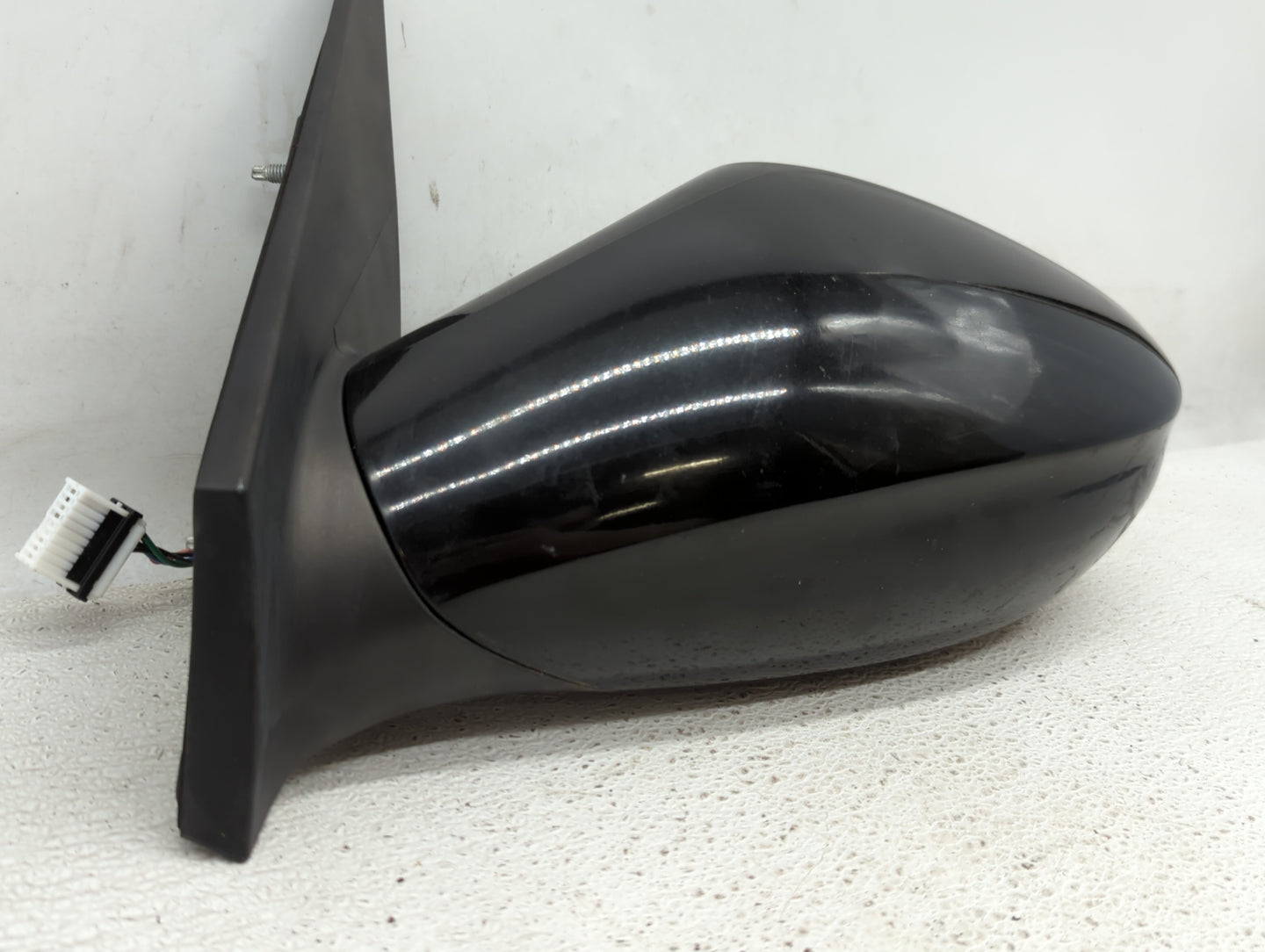 2011-2014 Hyundai Sonata Driver Side View Mirror - Left Door Mirror OEM Used - Oemusedautoparts1.com