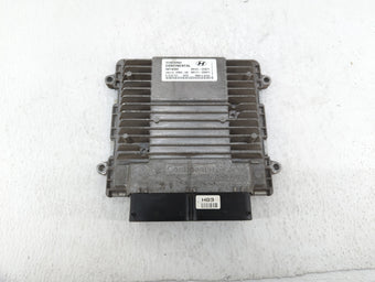 compare product 2011 Hyundai Sonata PCM Engine Control Computer ECU ECM PCU OEM P/N:39111-2G661 39101-2G661, 39111-2G660, 39101-2G660 Fits OEM Used Auto Parts
