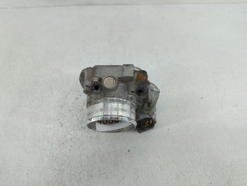 2011-2014 Hyundai Sonata Throttle Body P/N:35100-2G700 Fits Fits 2011 2012 2013 2014 2015 2016 OEM Used Auto Parts