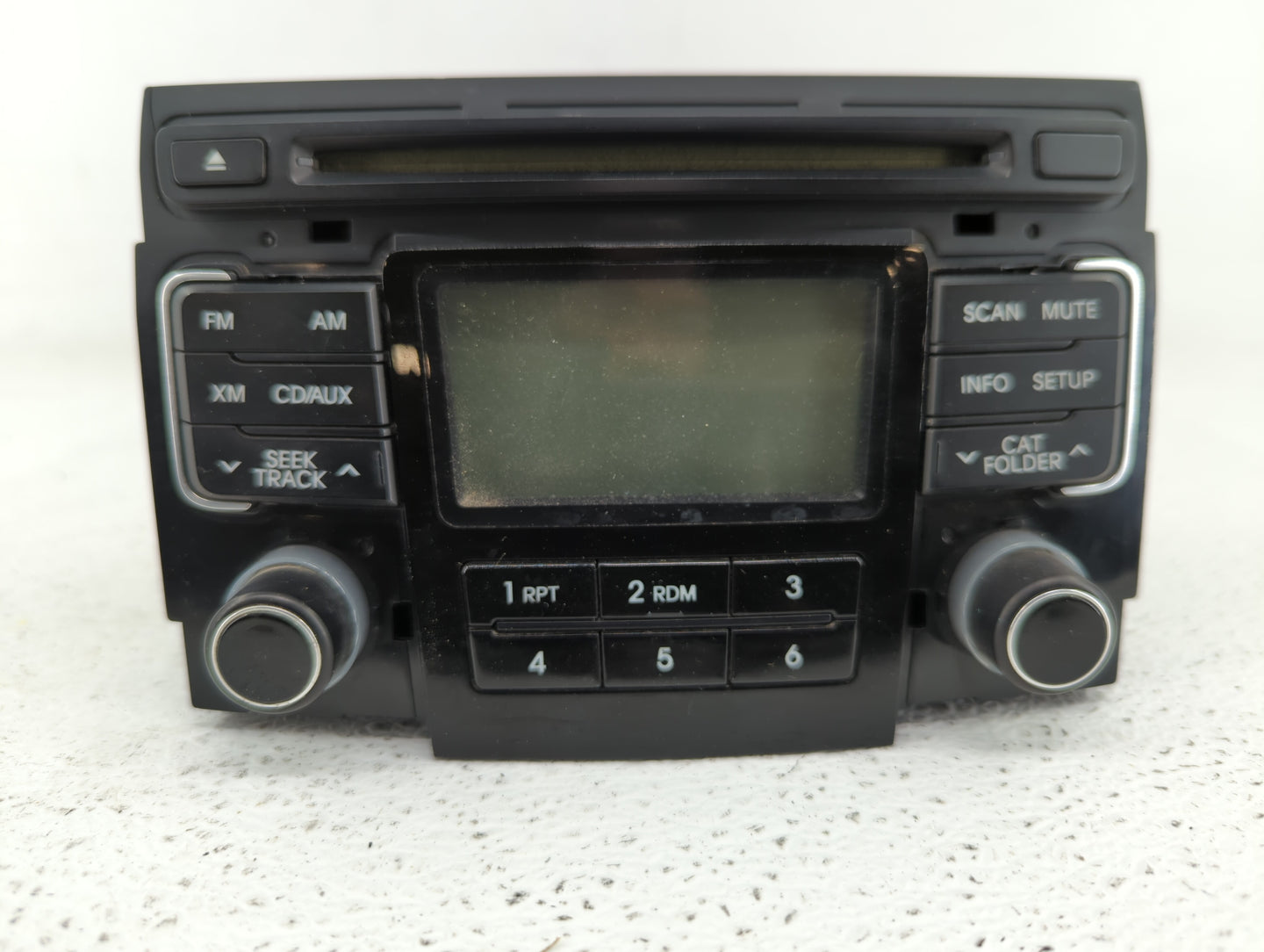 2011-2011 Hyundai Sonata Am Fm Cd Player Radio Receiver - Oemusedautoparts1.com