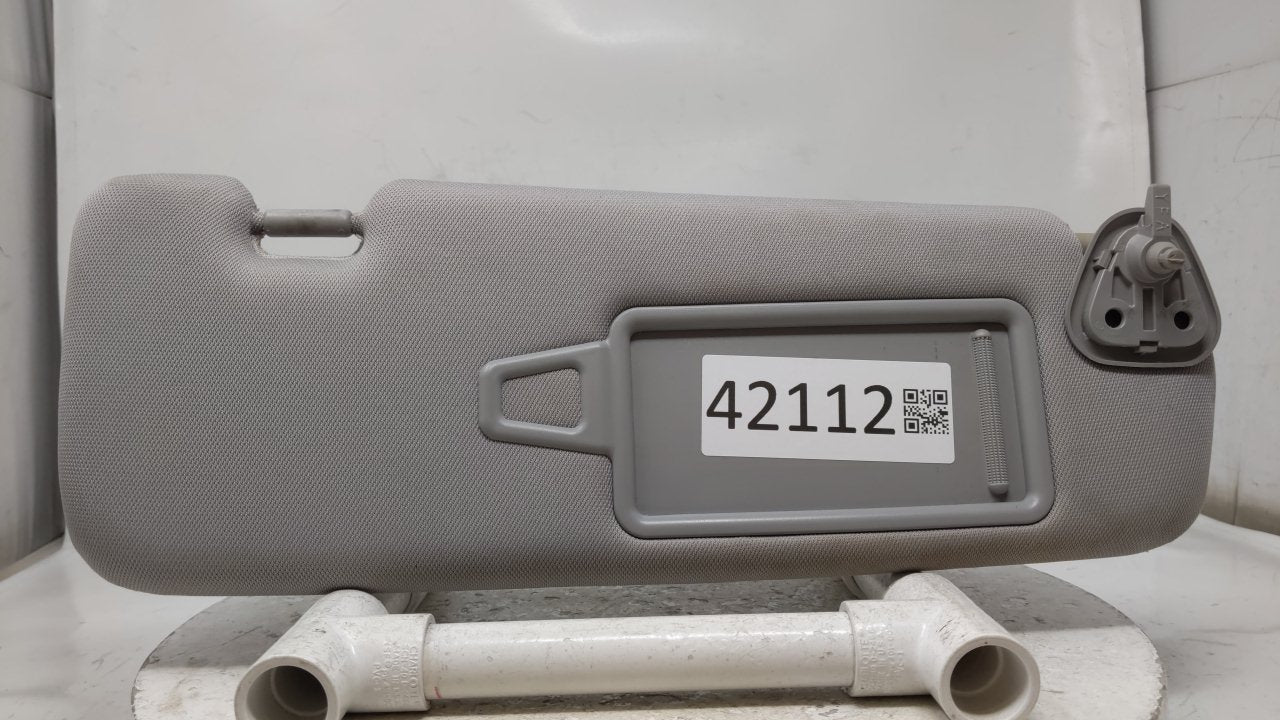 2011 Hyundai Sonata Sun Visor Shade Replacement Passenger Right Mirror Fits OEM Used Auto Parts - Oemusedautoparts1.com
