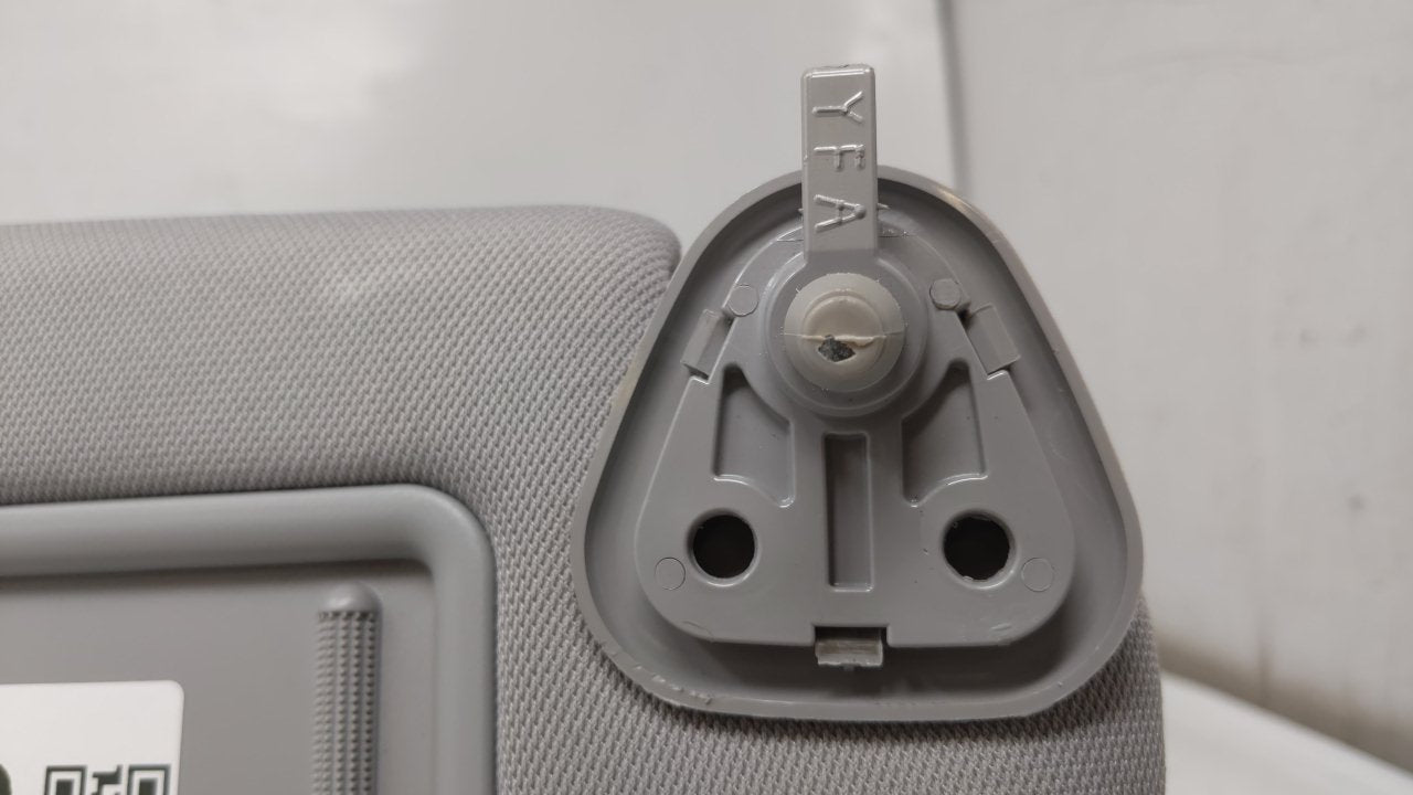 2011 Hyundai Sonata Sun Visor Shade Replacement Passenger Right Mirror Fits OEM Used Auto Parts - Oemusedautoparts1.com