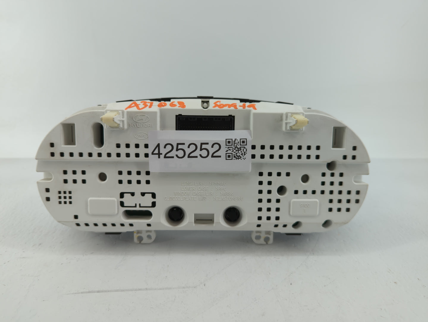 2011-2014 Hyundai Sonata Instrument Cluster Speedometer Gauges P/N:94001-3Q014 94001-3Q010 Fits Fits 2011 2012 2013 2014 OEM