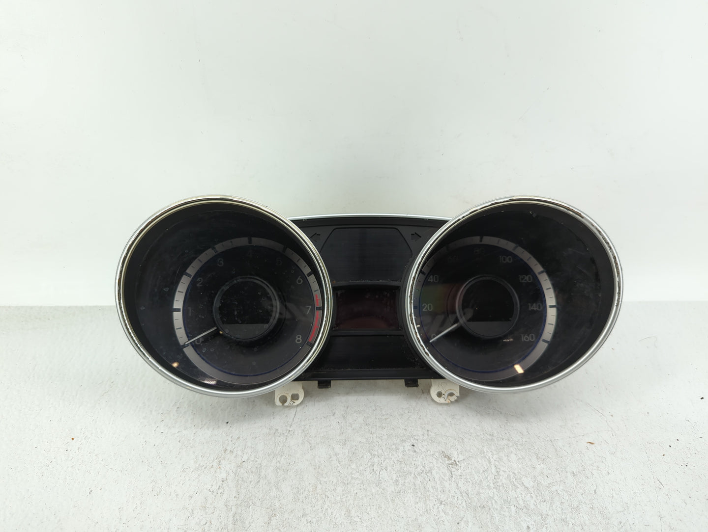 2011-2014 Hyundai Sonata Instrument Cluster Speedometer Gauges P/N:94001-3Q014 94001-3Q010 Fits Fits 2011 2012 2013 2014 OEM