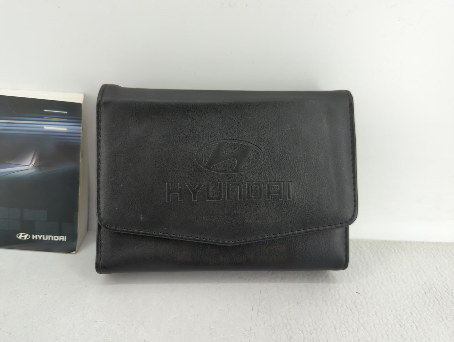 2011 Hyundai Sonata Owners Manual Book Guide OEM Used Auto Parts - Oemusedautoparts1.com