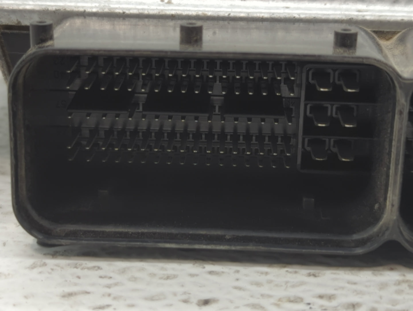 2011-2014 Hyundai Sonata PCM Engine Control Computer ECU ECM PCU OEM P/N:39111-2G690 39101-2G690 Fits Fits 2011 2012 2013 20