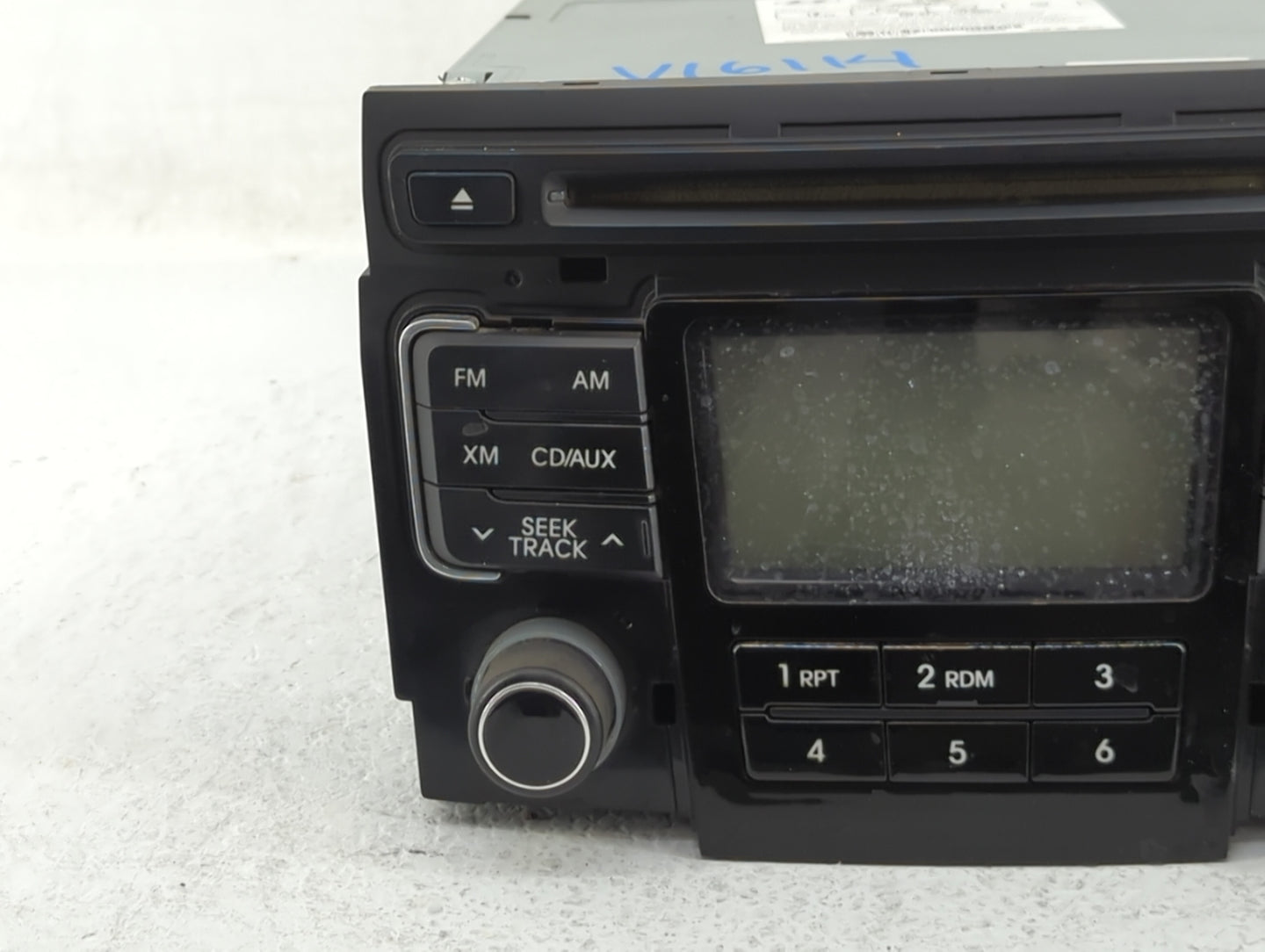 2011 Hyundai Sonata Radio AM FM Cd Player Receiver Replacement P/N:96190-3Q000 96180-3Q001, 96180-3Q000 Fits OEM Used Auto P