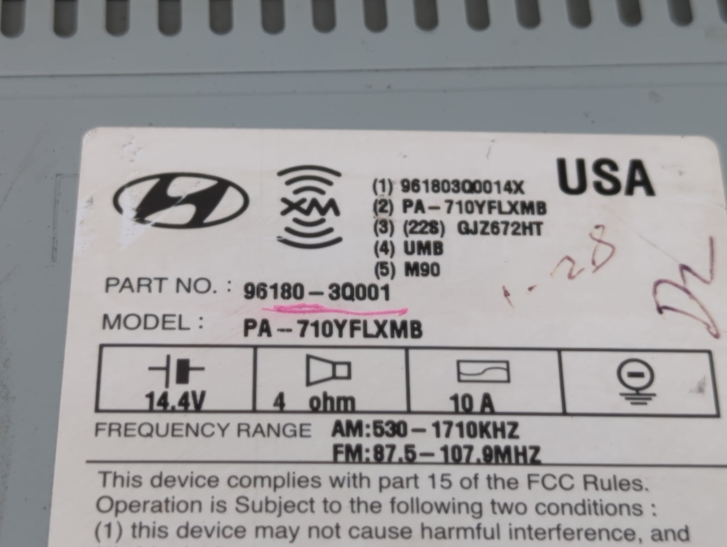 2011 Hyundai Sonata Radio AM FM Cd Player Receiver Replacement P/N:96180-3Q001 96180-3Q000 Fits OEM Used Auto Parts - Oemuse