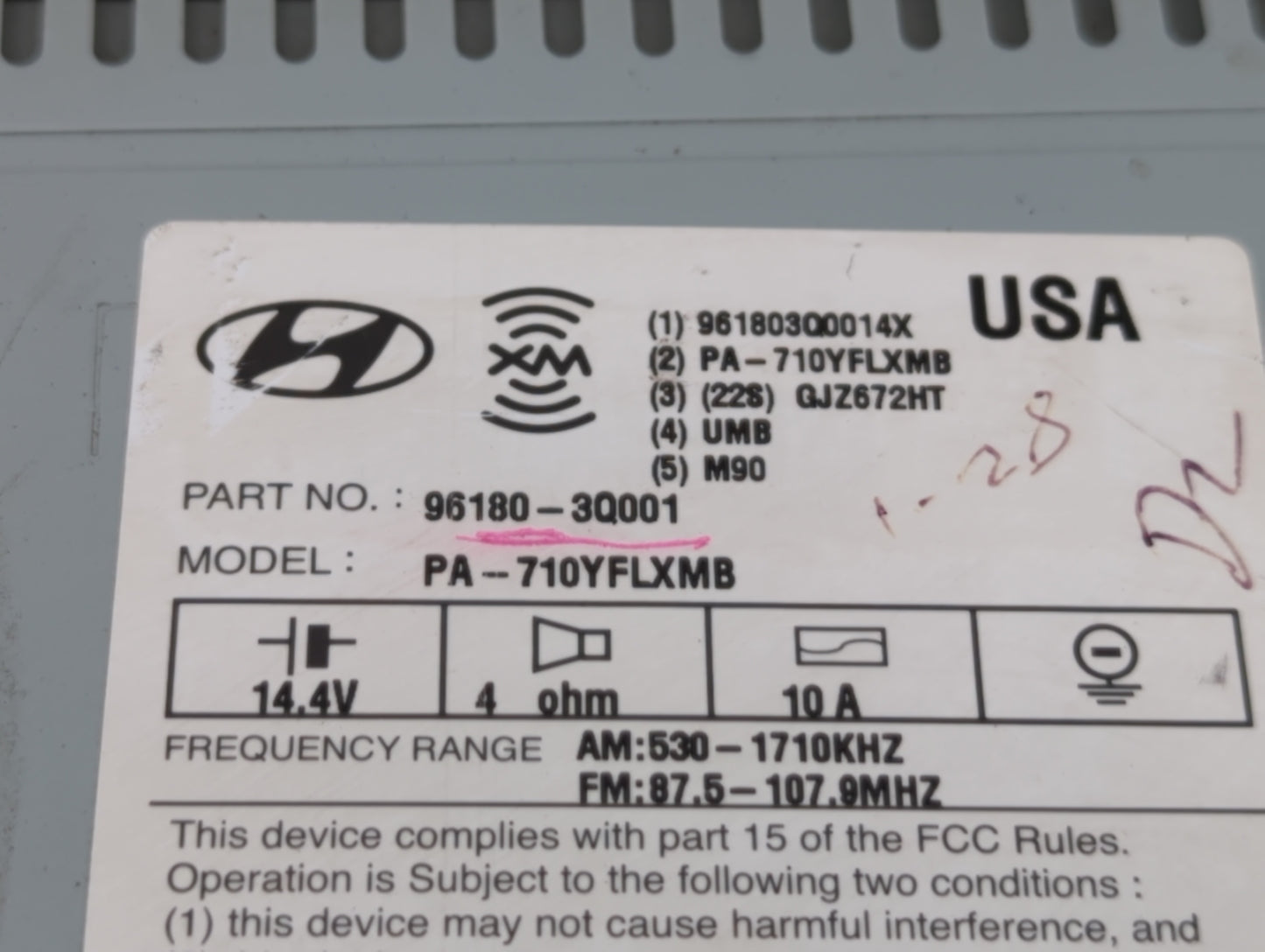 2011 Hyundai Sonata Radio AM FM Cd Player Receiver Replacement P/N:96180-3Q001 96180-3Q000 Fits OEM Used Auto Parts - Oemuse