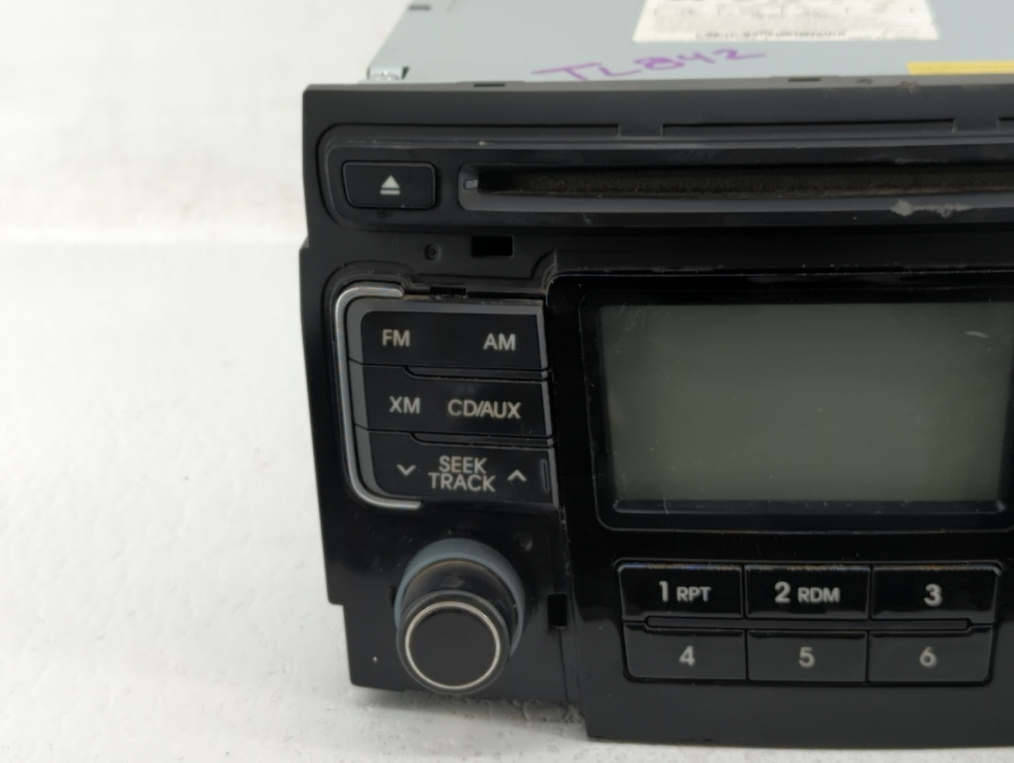 2011 Hyundai Sonata Radio AM FM Cd Player Receiver Replacement P/N:96180-3Q000 96190-3Q000, 96180-3Q001 Fits OEM Used Auto P