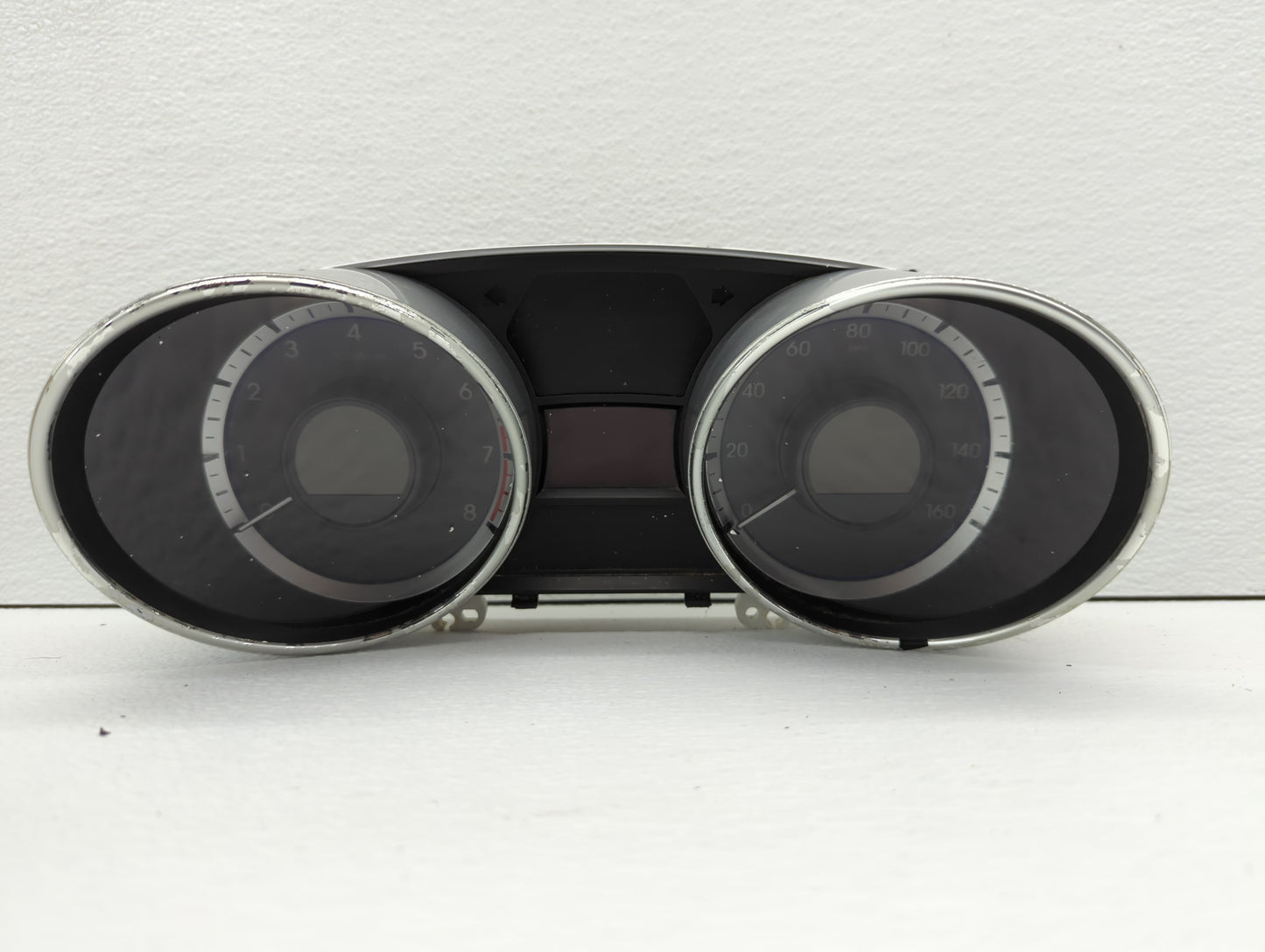 2011-2013 Hyundai Sonata Instrument Cluster Speedometer Gauges P/N:94001-3Q010 Fits Fits 2011 2012 2013 OEM Used Auto Parts 