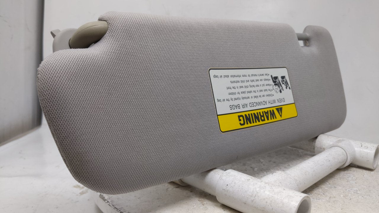 2011 Hyundai Sonata Sun Visor Shade Replacement Passenger Right Mirror Fits OEM Used Auto Parts - Oemusedautoparts1.com