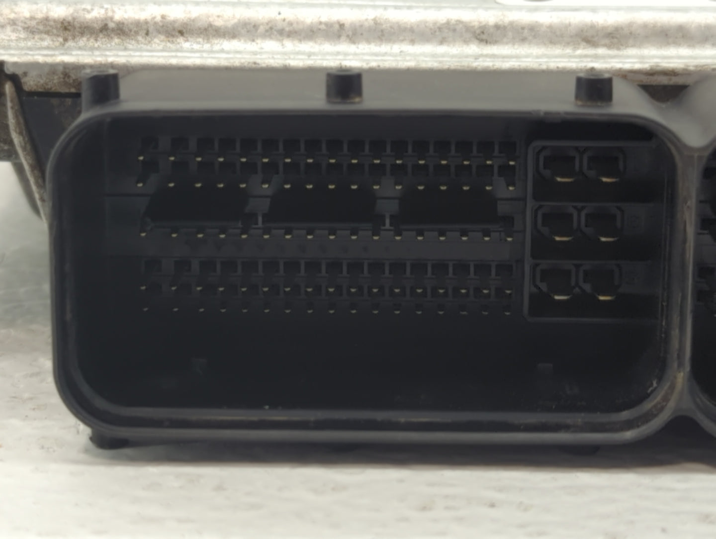 2011 Hyundai Sonata PCM Engine Control Computer ECU ECM PCU OEM P/N:39101-2G660 39111-2G660, 39111-2G670, 39101-2G670 Fits O