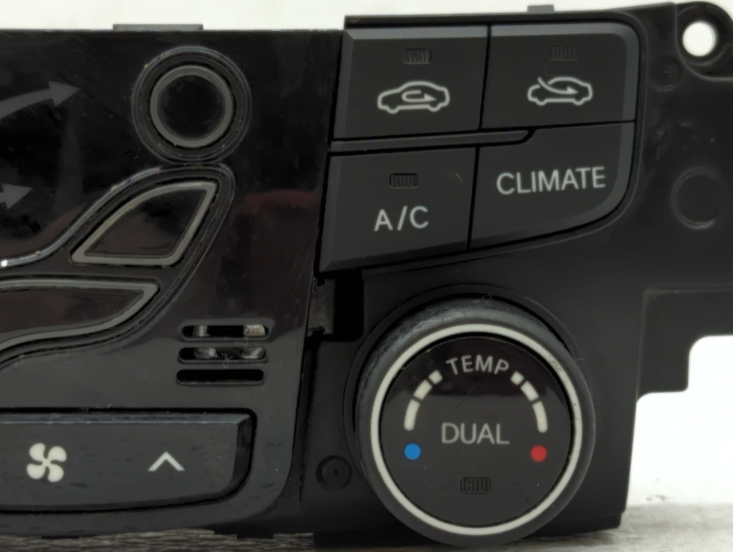 2011-2015 Hyundai Sonata Climate Control Module Temperature AC/Heater Replacement P/N:97250-4RDB4 97250-4RDB3 Fits OEM Used 