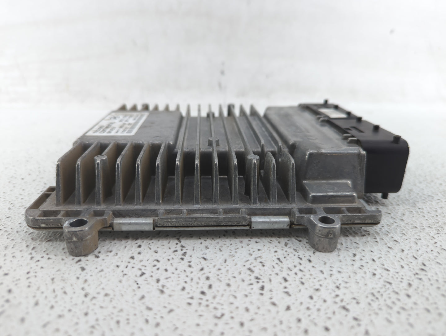 2011-2014 Hyundai Sonata PCM Engine Control Computer ECU ECM PCU OEM P/N:39111-2G662 39101-2G662 Fits Fits 2011 2012 2013 20
