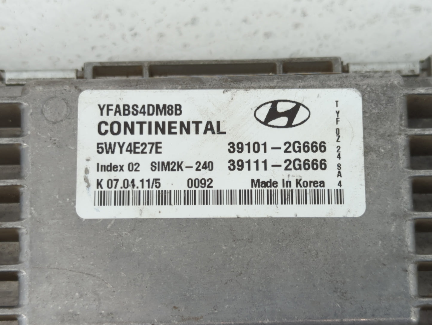 2011 Hyundai Sonata PCM Engine Control Computer ECU ECM PCU OEM P/N:39111-2G666 39101-2G666 Fits OEM Used Auto Parts - Oemus