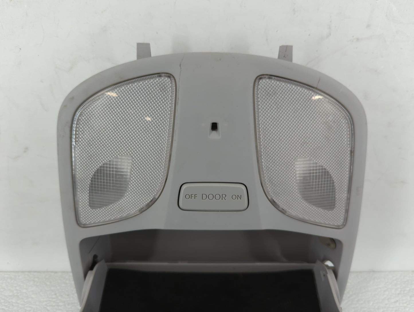 2011 Hyundai Sonata Overhead Roof Console Grey - Oemusedautoparts1.com