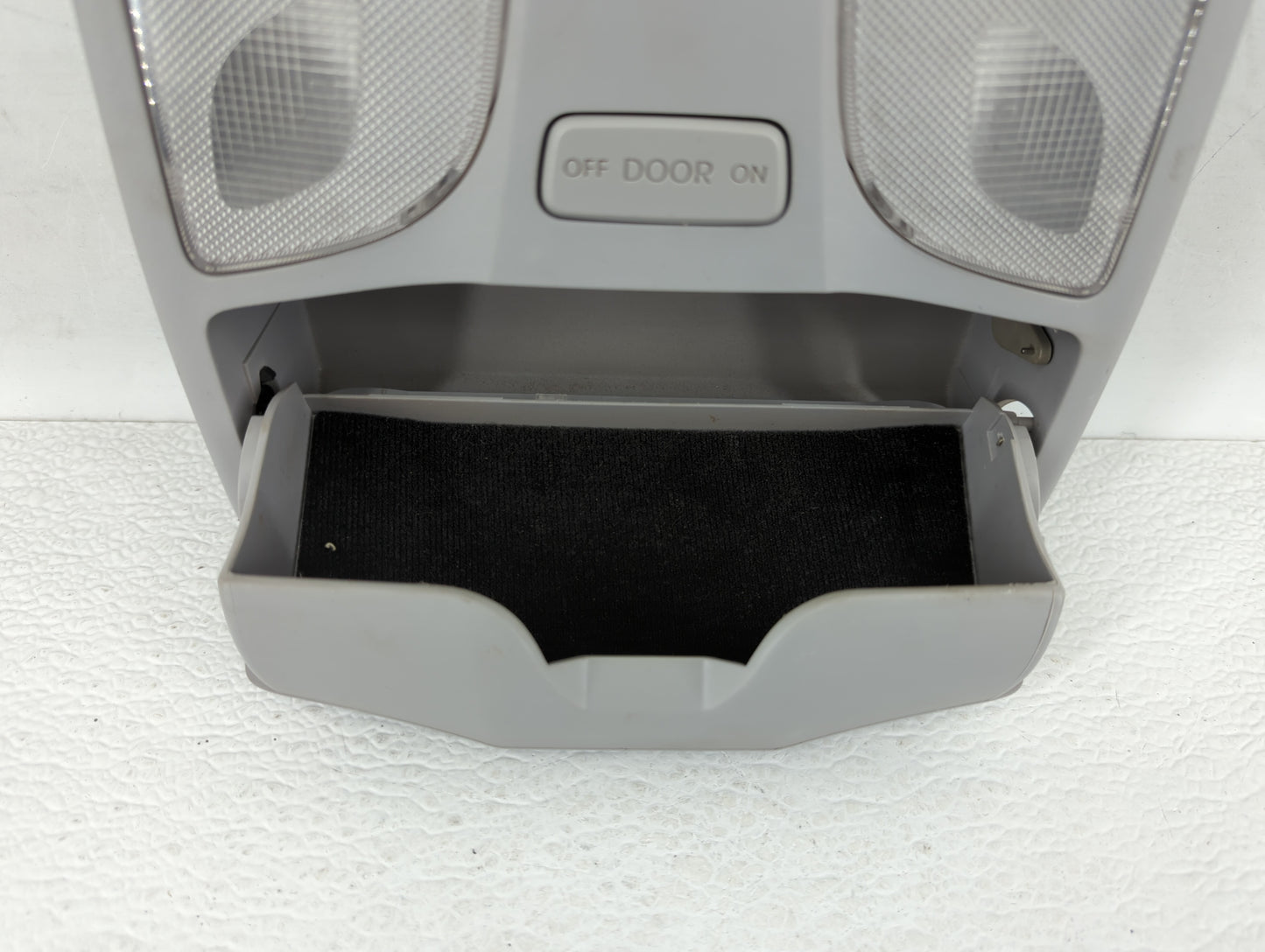 2011 Hyundai Sonata Overhead Roof Console Grey - Oemusedautoparts1.com