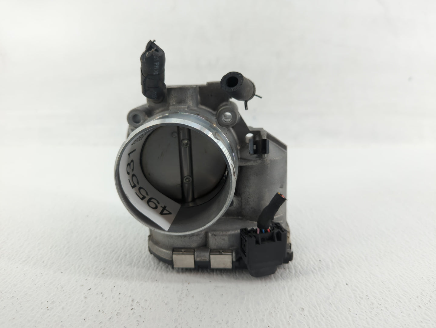 2011-2014 Hyundai Sonata Throttle Body P/N:35100-2G700 Fits Fits 2011 2012 2013 2014 2015 2016 OEM Used Auto Parts - Oemused