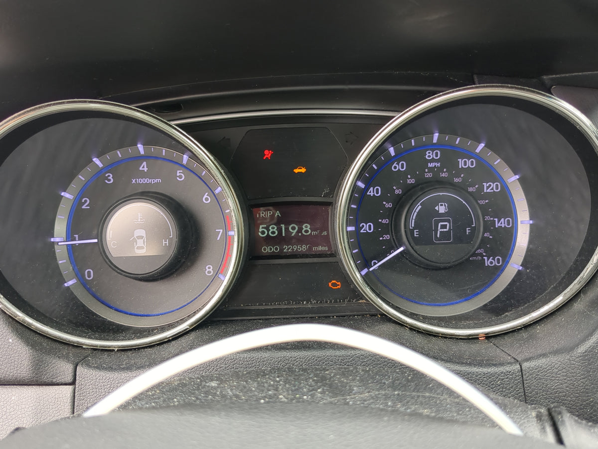 2011-2014 Hyundai Sonata Instrument Cluster Speedometer Gauges Miles:230K Fits Fits 2011 2012 2013 2014 OEM Used Auto Parts 