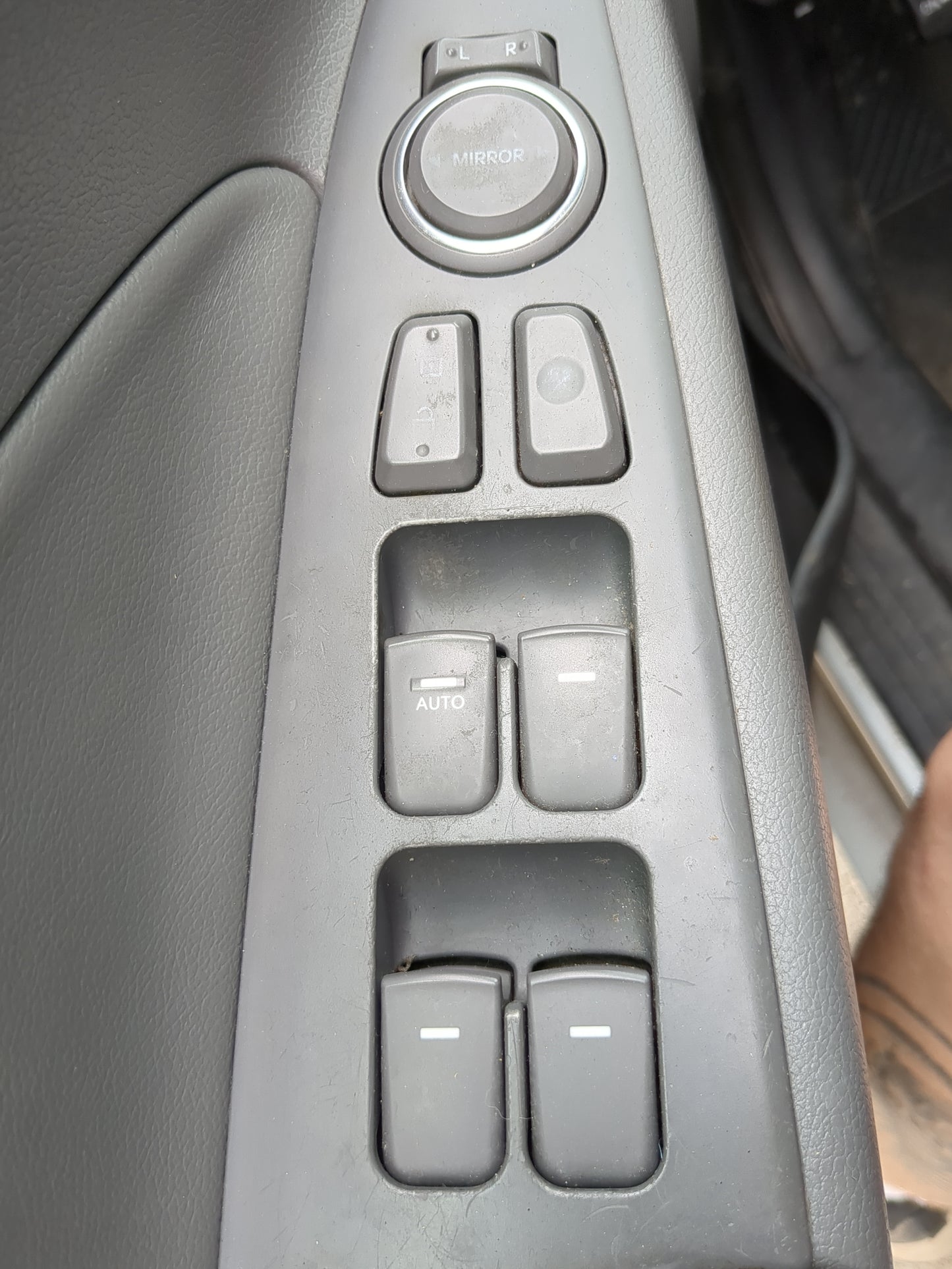 2011-2015 Hyundai Sonata Master Power Window Switch Replacement Driver Side Left Fits Fits 2011 2012 2013 2014 2015 OEM Used