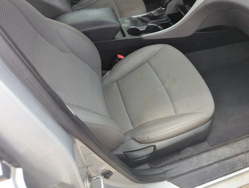 2011-2012 Hyundai Sonata Passenger Front Seat Oem - Oemusedautoparts1.com