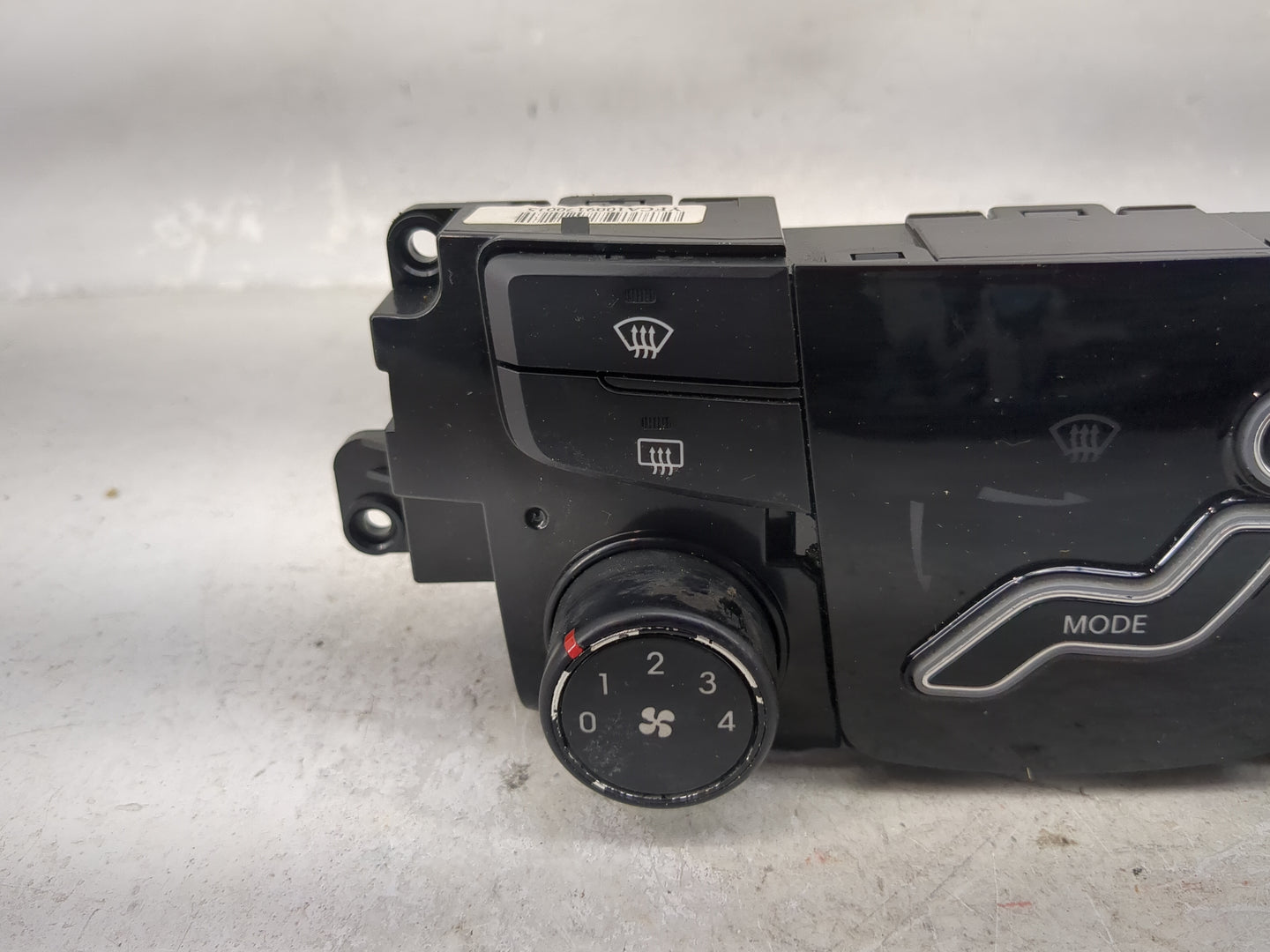 2011 Hyundai Sonata Climate Control Module Temperature AC/Heater Replacement P/N:97250-3Q001 Fits OEM Used Auto Parts - Oemu