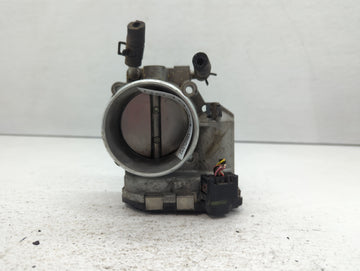 2011-2014 Hyundai Sonata Throttle Body P/N:35100-2G700 Fits Fits 2011 2012 2013 2014 2015 2016 OEM Used Auto Parts - Oemused