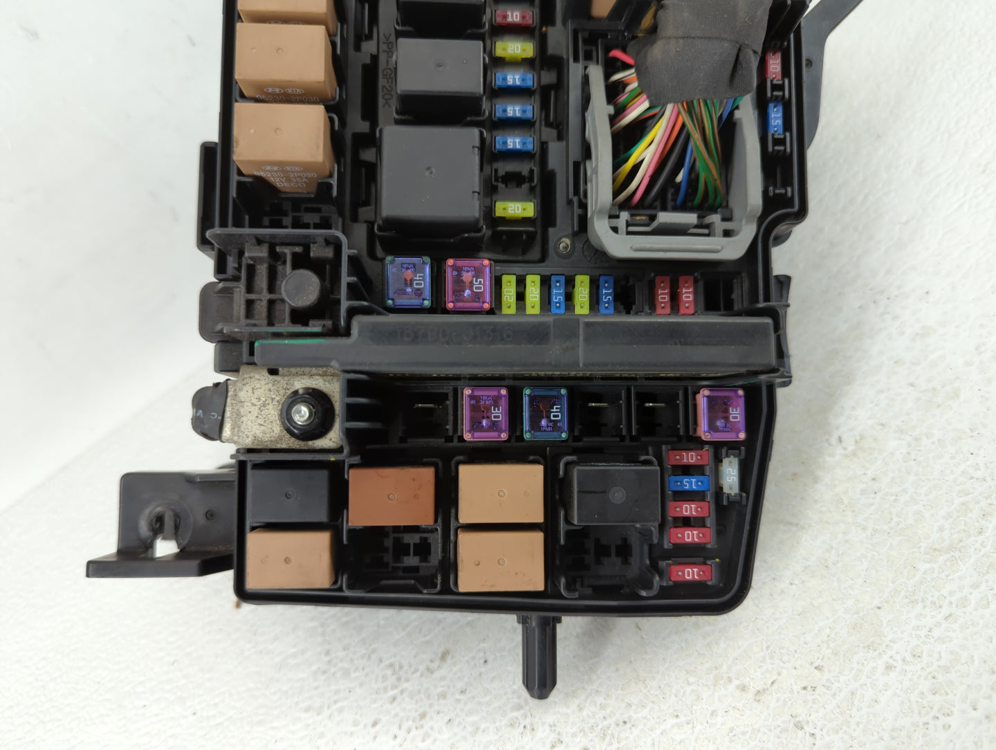 2011-2014 Hyundai Sonata Fusebox Fuse Box Panel Relay Module P/N:91950-3S711 Fits Fits 2011 2012 2013 2014 OEM Used Auto Par