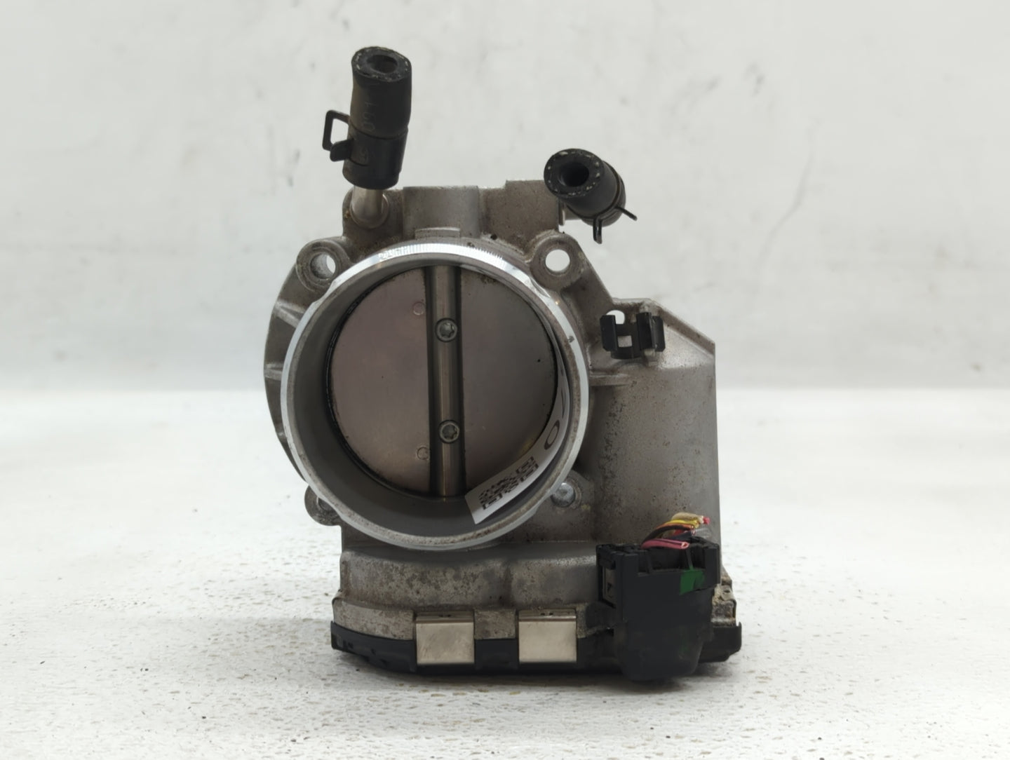 2011-2014 Hyundai Sonata Throttle Body P/N:35100-2G700 Fits Fits 2011 2012 2013 2014 2015 2016 OEM Used Auto Parts - Oemused