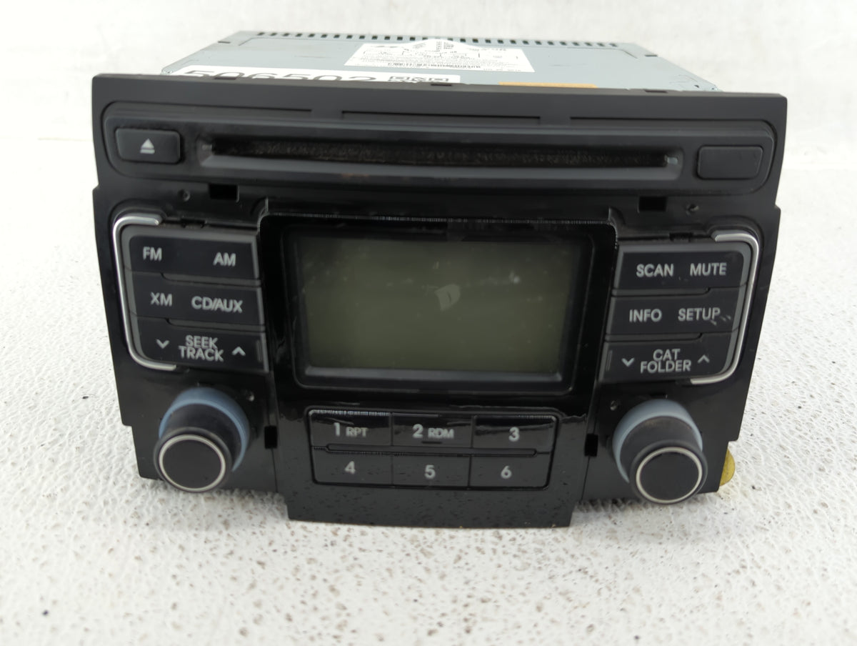 2011-2011 Hyundai Sonata Am Fm Cd Player Radio Receiver 506502 - Oemusedautoparts1.com