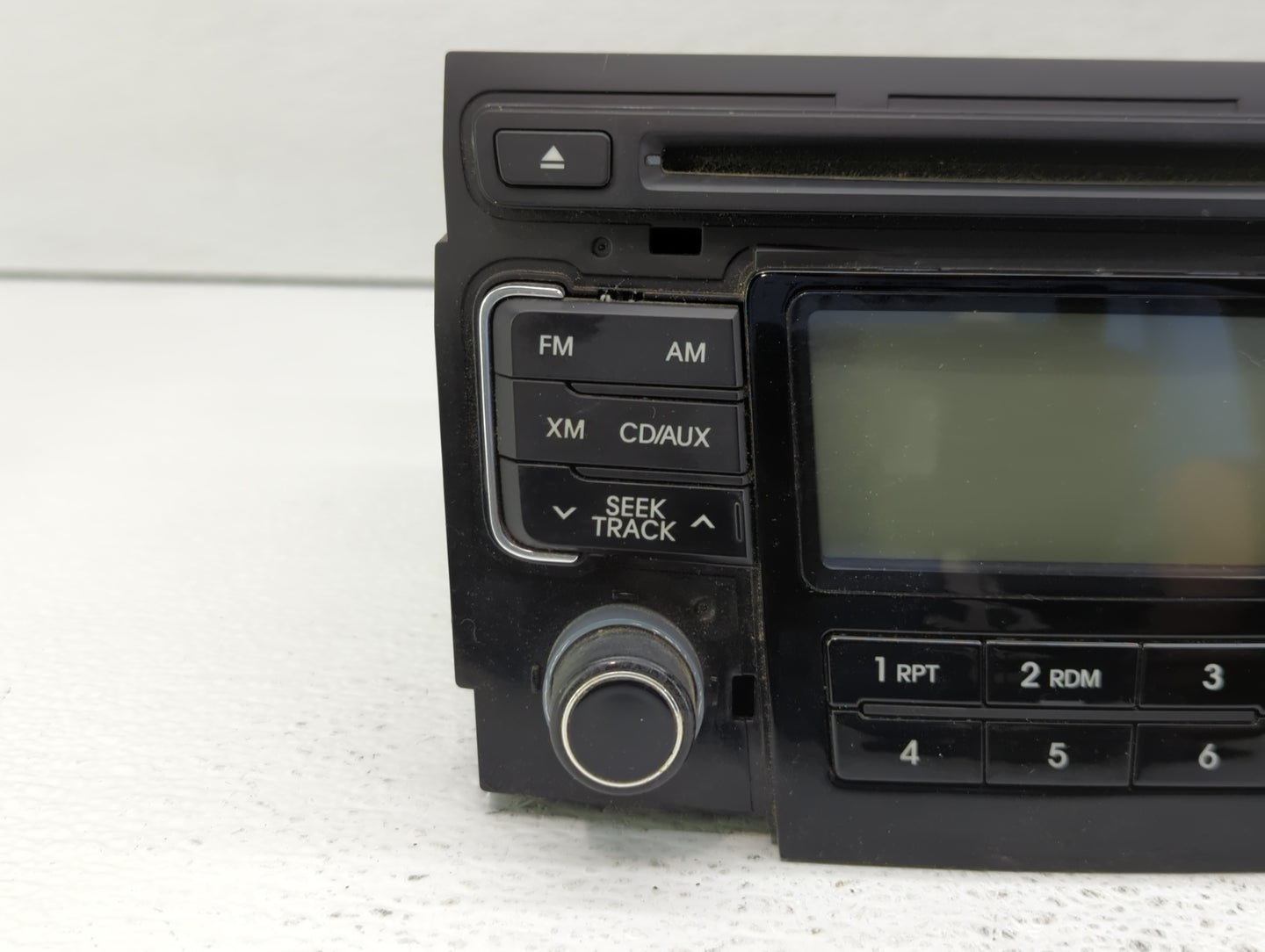 2011 Hyundai Sonata Radio AM FM Cd Player Receiver Replacement P/N:96180-3Q000 Fits OEM Used Auto Parts - Oemusedautoparts1.