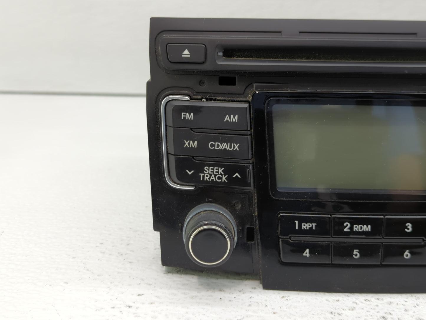 2011 Hyundai Sonata Radio AM FM Cd Player Receiver Replacement P/N:96180-3Q000 Fits OEM Used Auto Parts - Oemusedautoparts1.