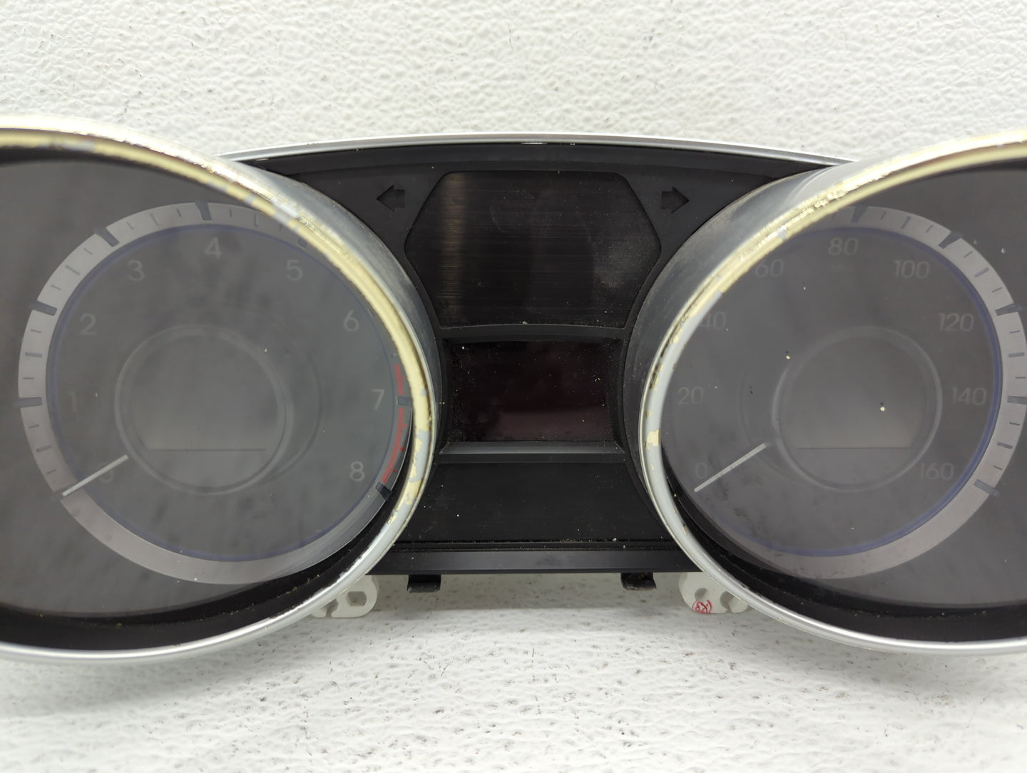 2011-2014 Hyundai Sonata Instrument Cluster Speedometer Gauges P/N:94001-3Q013 Fits Fits 2011 2012 2013 2014 OEM Used Auto P