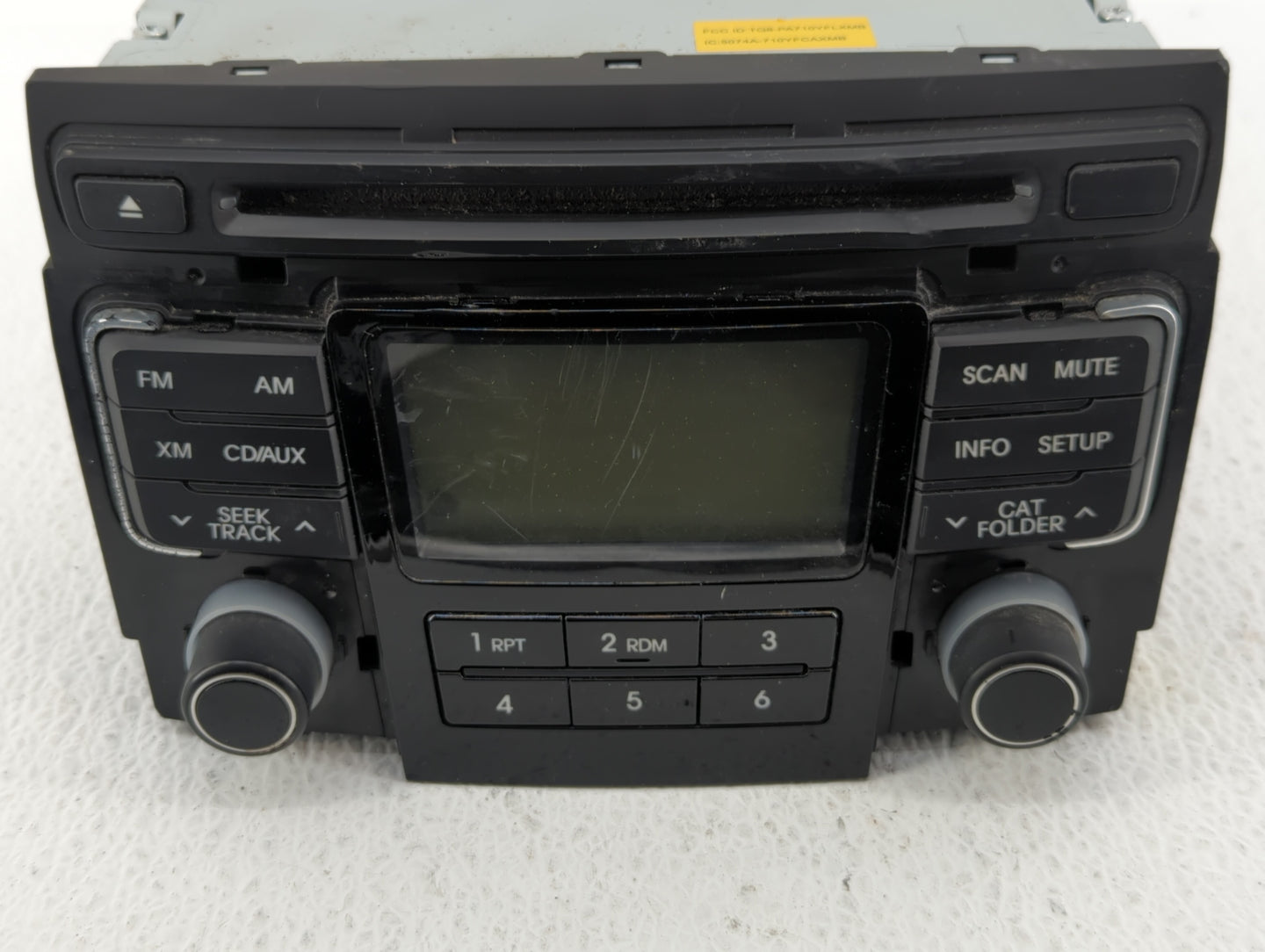 2011-2011 Hyundai Sonata Am Fm Cd Player Radio Receiver - Oemusedautoparts1.com