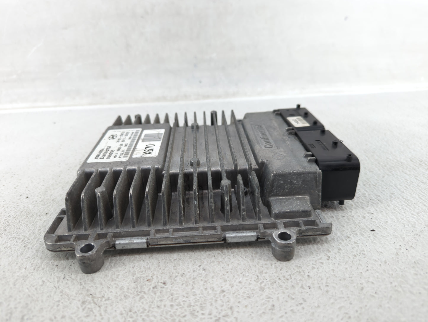 2011-2014 Hyundai Sonata PCM Engine Control Computer ECU ECM PCU OEM P/N:39111-2G670 39101-2G670 Fits Fits 2011 2012 2013 20