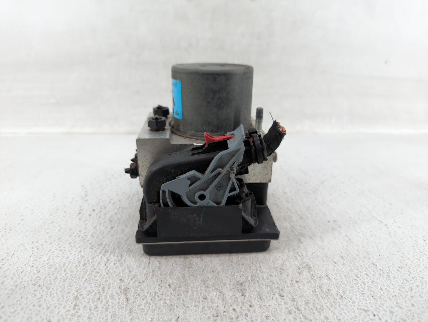 2011 Hyundai Sonata Throttle Body P/N:58920-3S400 58920-30500 Fits OEM Used Auto Parts - Oemusedautoparts1.com