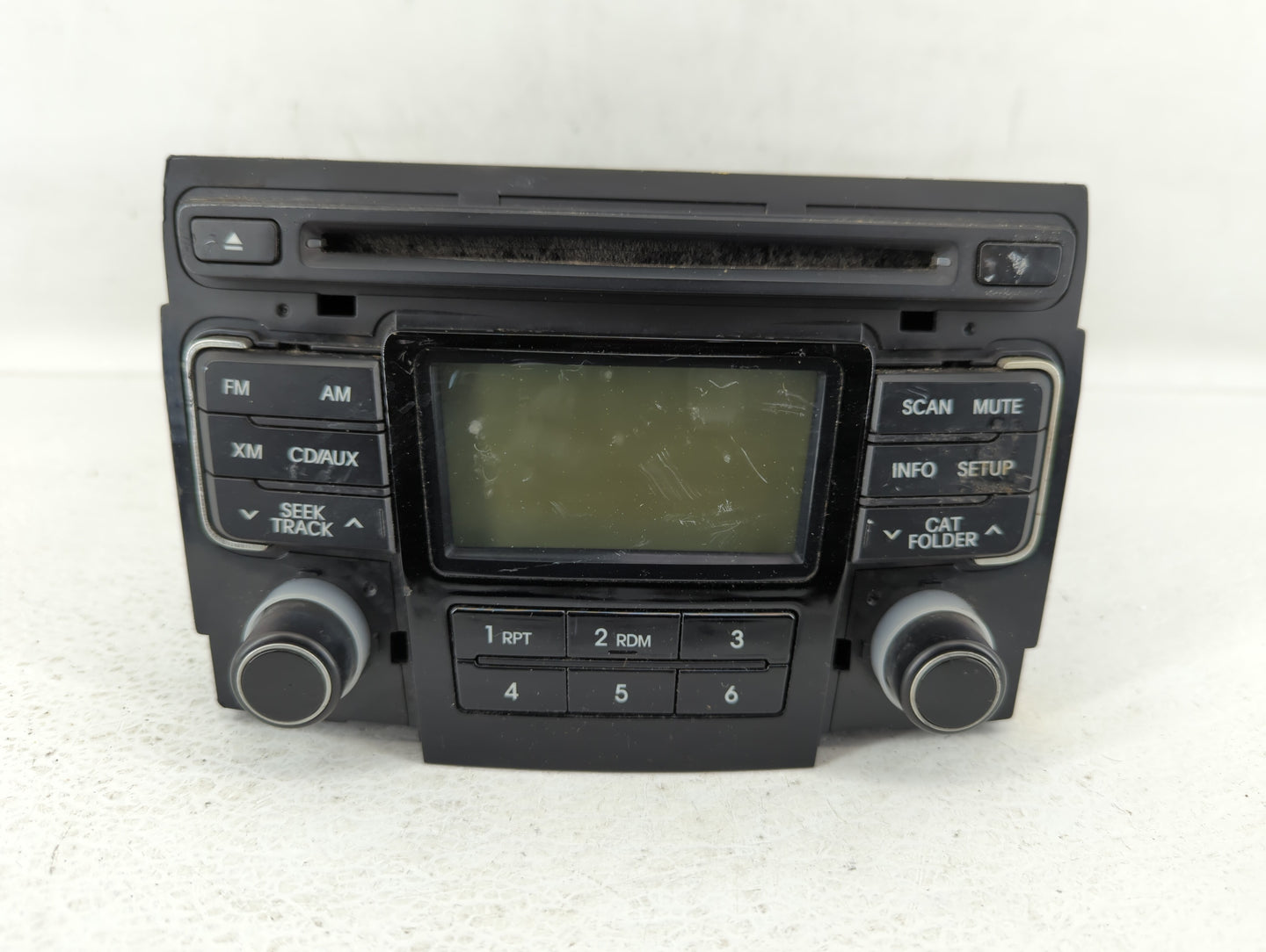 2011 Hyundai Sonata Radio AM FM Cd Player Receiver Replacement P/N:96180-3Q001 96180-3Q000 Fits OEM Used Auto Parts - Oemuse